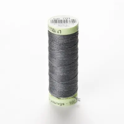 Gütermann 30m Poliester Sewing Thread 701