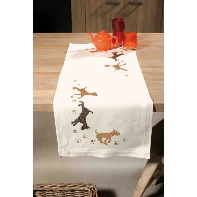 VERVACO TABLE RUNNER PN-0145161