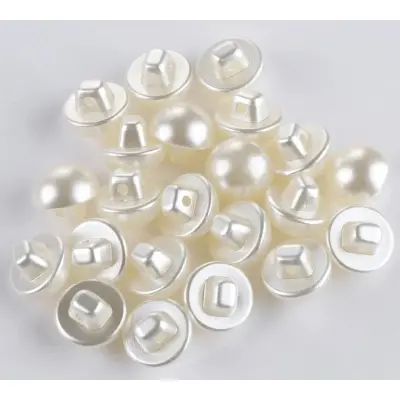 Pearl Button 11mm